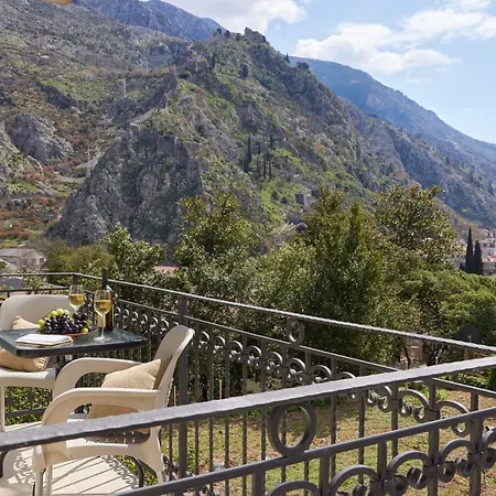Stanisic Family Apartments Kotor Exterior photo