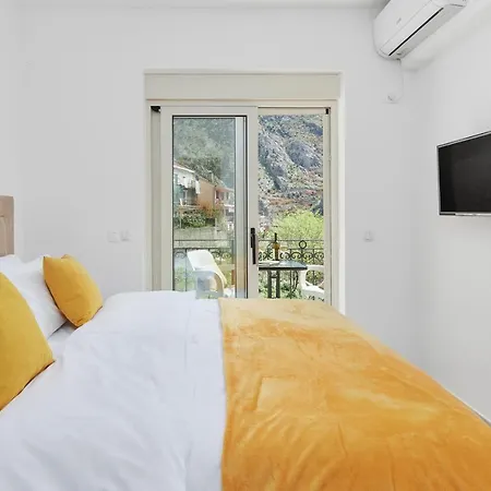 Stanisic Family Apartments Kotor Exterior photo