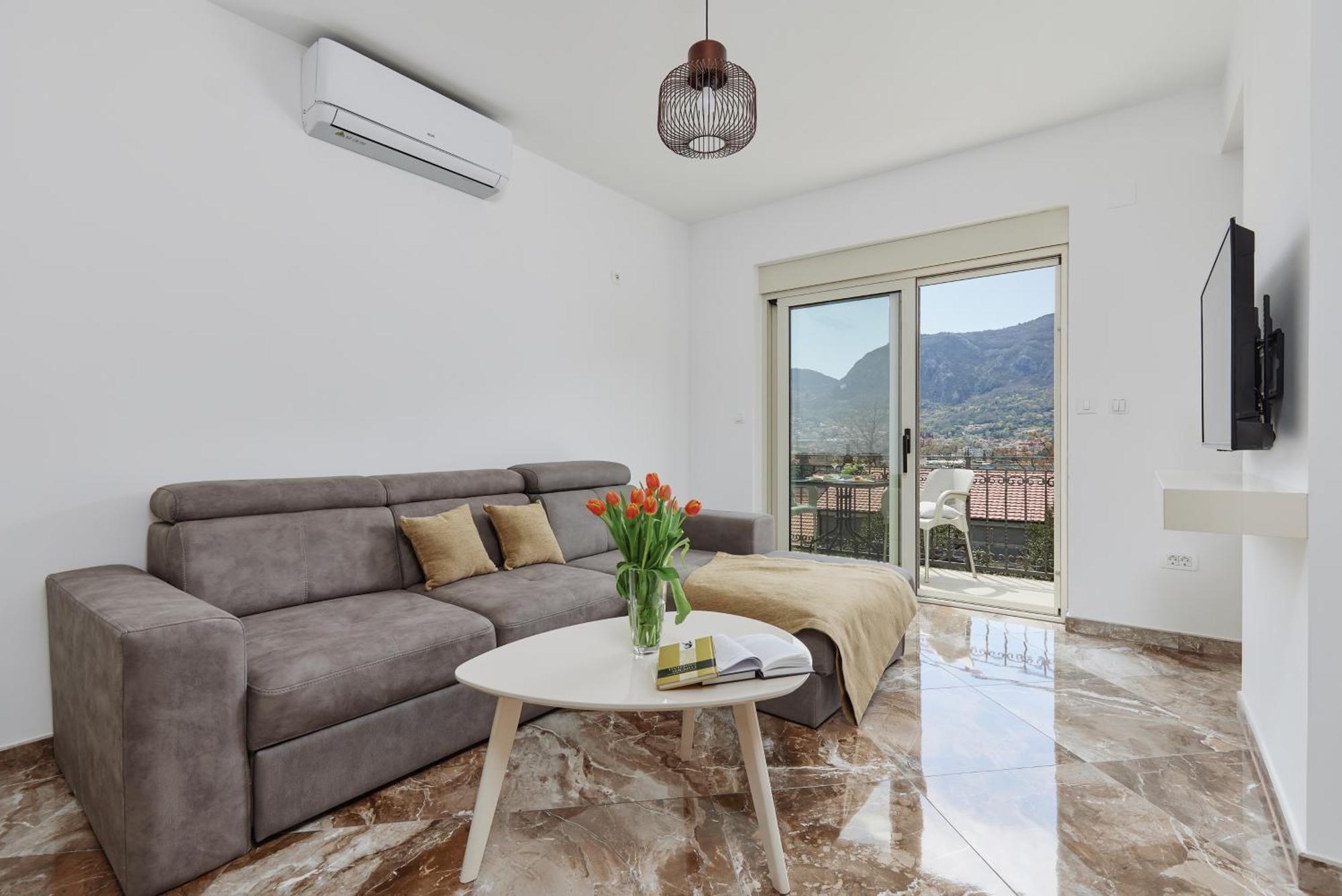 Stanisic Family Apartment Kotor