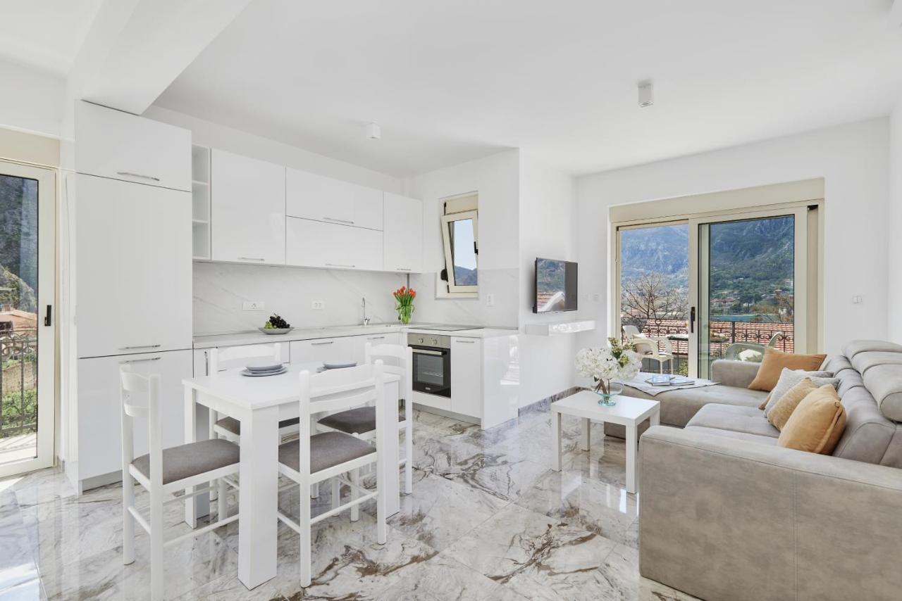 Stanisic Family Apartment