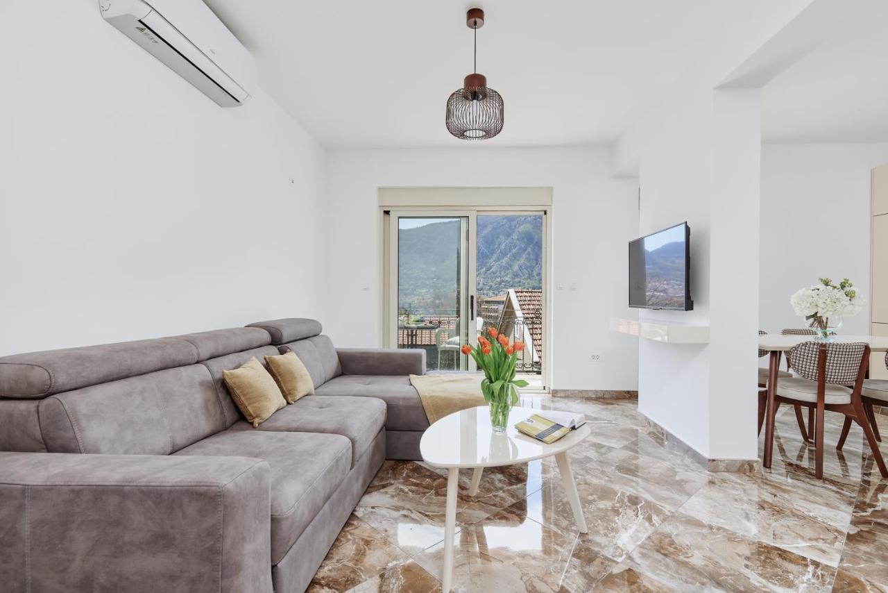 Stanisic Family Apartment *